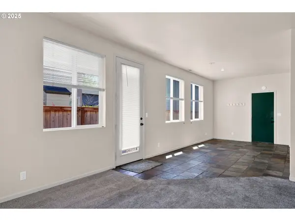 1649 RILEY LN, Eugene, OR 97402