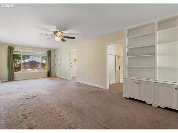 47578 SCHOOL ST, Oakridge, OR 97463