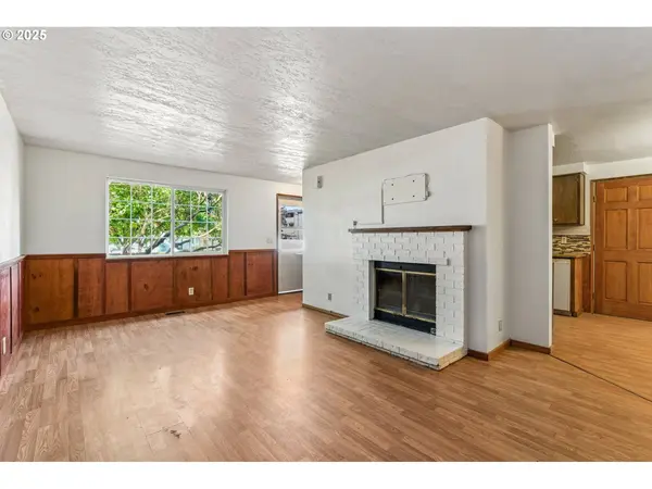 810 BIRCH ST, Junction City, OR 97448