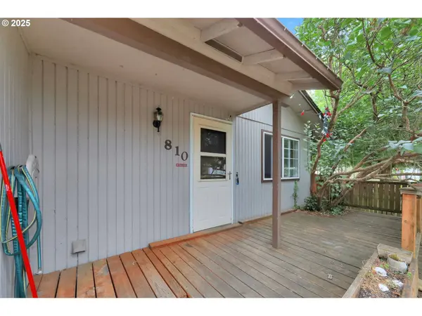 810 BIRCH ST, Junction City, OR 97448