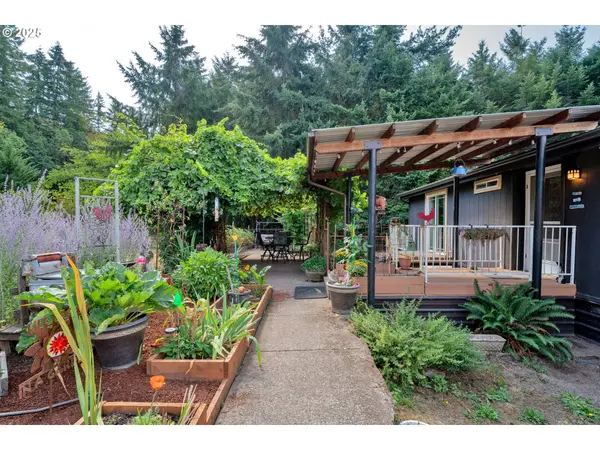 83218 TERRITORIAL HWY, Eugene, OR 97405