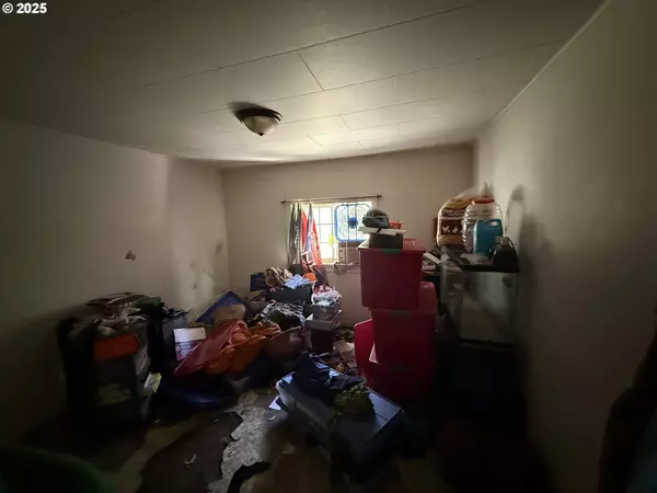 1458 KIRKENDAHL RD, Camas Valley, OR 97416