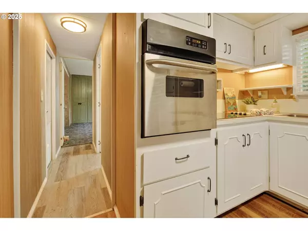 3950 COBURG RD #81, Eugene, OR 97408