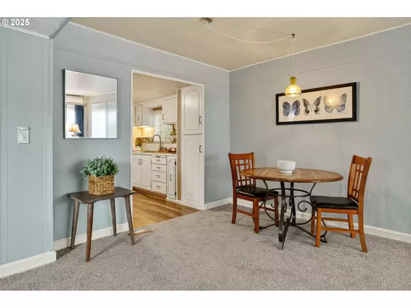 3950 COBURG RD #81, Eugene, OR 97408