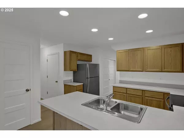 507 HELEN ST, Eugene, OR 97404