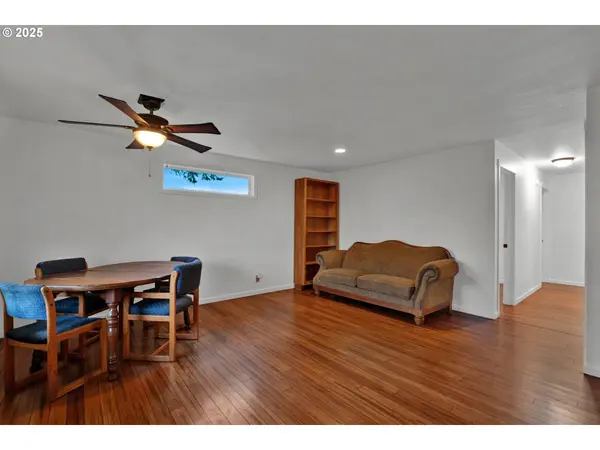 1650 23RD ST, Florence, OR 97439