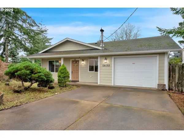 1650 23RD ST, Florence, OR 97439