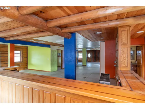 115 PHILLIPS ST, Canyonville, OR 97417