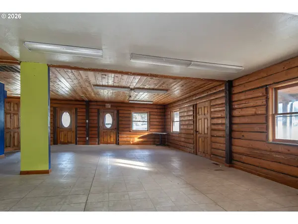 115 PHILLIPS ST, Canyonville, OR 97417