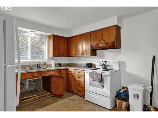 3307 ARROWHEAD ST, Eugene, OR 97404