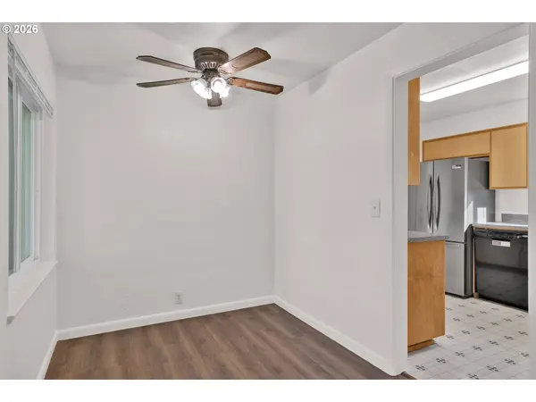 3155 ORIOLE ST, Springfield, OR 97477