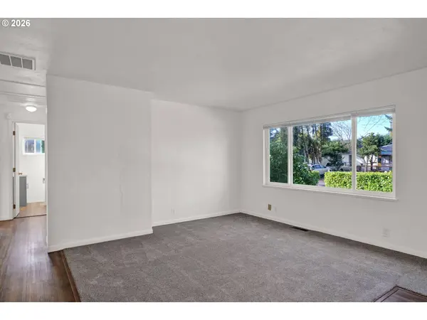 3155 ORIOLE ST, Springfield, OR 97477