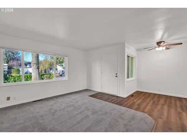 3155 ORIOLE ST, Springfield, OR 97477