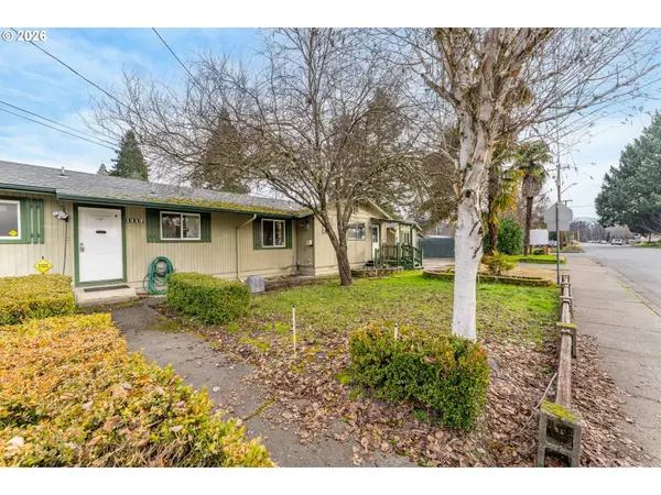 1117 SW GREENWOOD AVE, Grants Pass, OR 97526