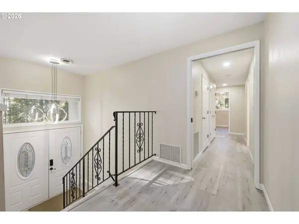 85217 WINDING WAY, Pleasant Hill, OR 97455