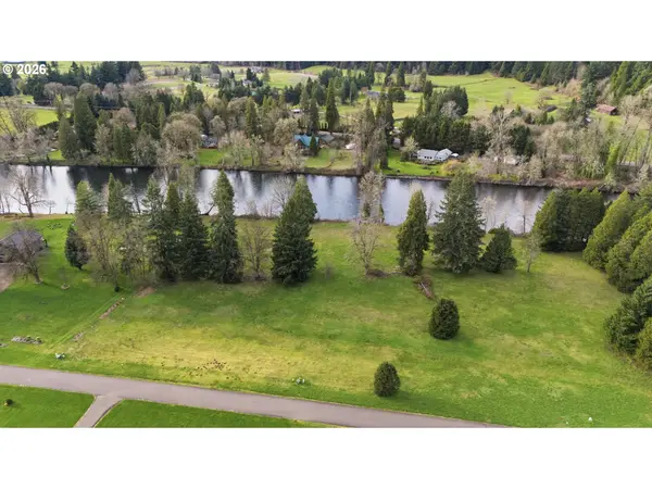 Omlid DR #11, Springfield, OR 97478
