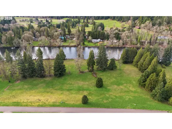 Omlid DR #10, Springfield, OR 97478