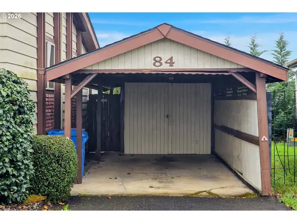 1200 E CENTRAL AVE #84, Sutherlin, OR 97479