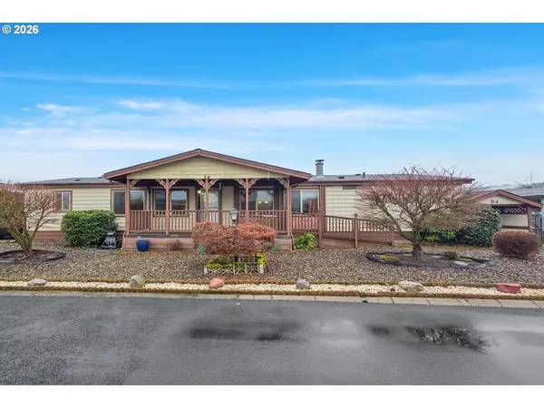 1200 E CENTRAL AVE #84, Sutherlin, OR 97479