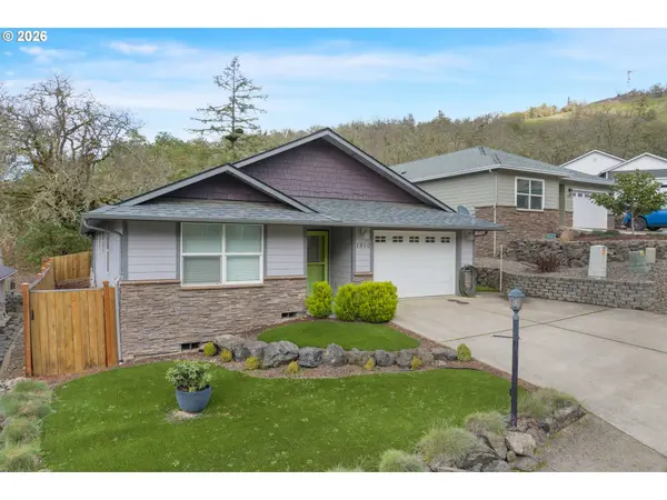 1810 NE ALAMEDA AVE, Roseburg, OR 97470
