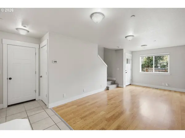 2640 GREEN VILLA LN, Eugene, OR 97404