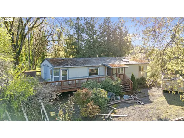 85255 CLOVERDALE RD, Creswell, OR 97426