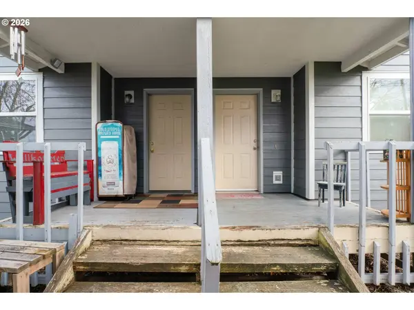 215 SMITH LOOP, Springfield, OR 97478