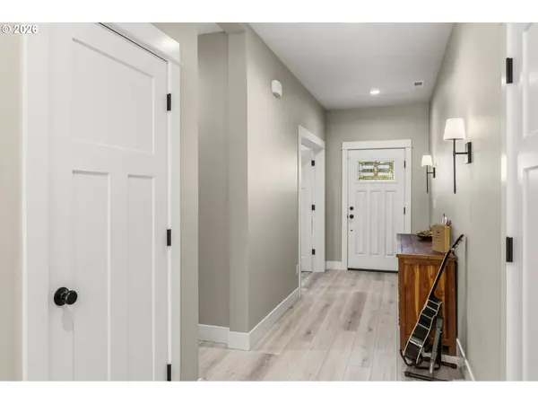 87716 OAKS ORCHARD RD, Veneta, OR 97487