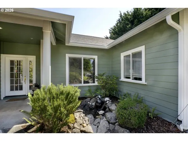 109 OCEAN VIEW CT, Florence, OR 97439