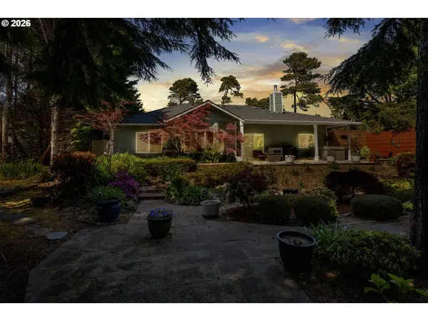 109 OCEAN VIEW CT, Florence, OR 97439