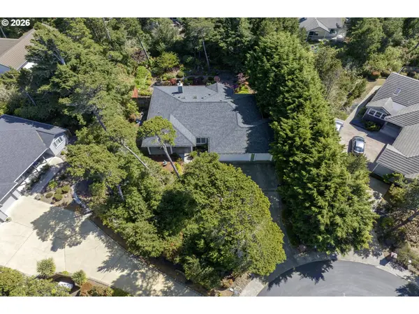 109 OCEAN VIEW CT, Florence, OR 97439