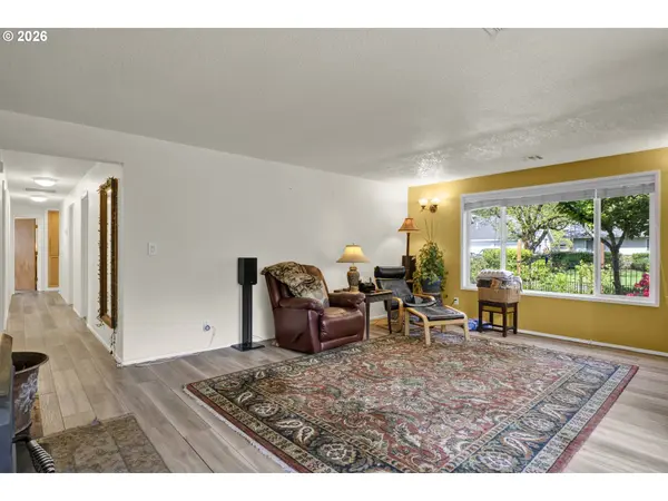 4490 CORONA ST, Eugene, OR 97404