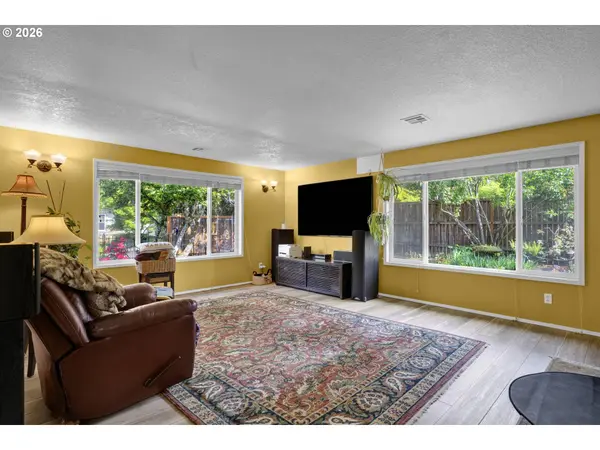 4490 CORONA ST, Eugene, OR 97404