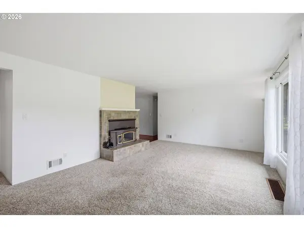 39200 CAMP CREEK RD, Springfield, OR 97478