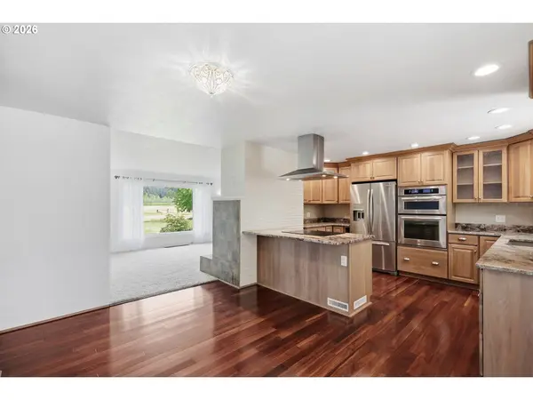 39200 CAMP CREEK RD, Springfield, OR 97478