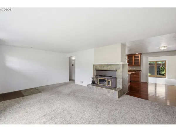 39200 CAMP CREEK RD, Springfield, OR 97478