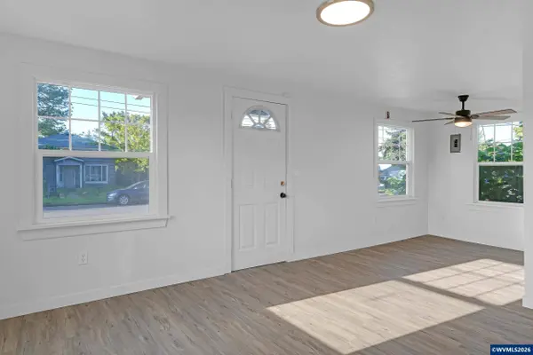 2010 1st Av, Albany, OR 97321