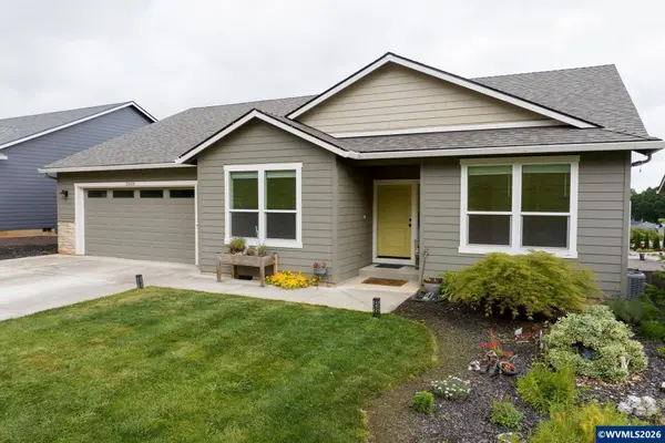 2005 Davis Rd S S, Salem, OR 97306