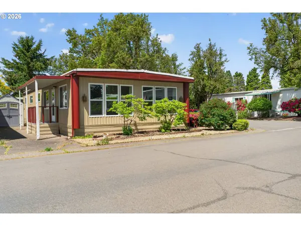 1800 LAKEWOOD CT #57, Eugene, OR 97402
