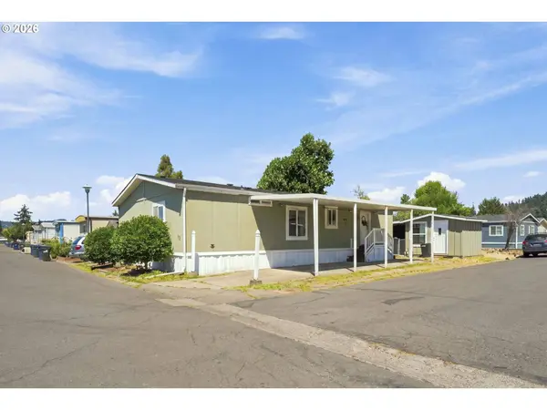 5335 DAISY ST #101