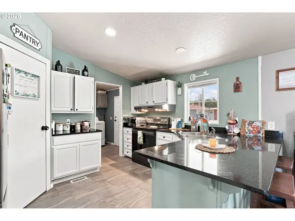 5335 DAISY ST #101, Springfield, OR 97478