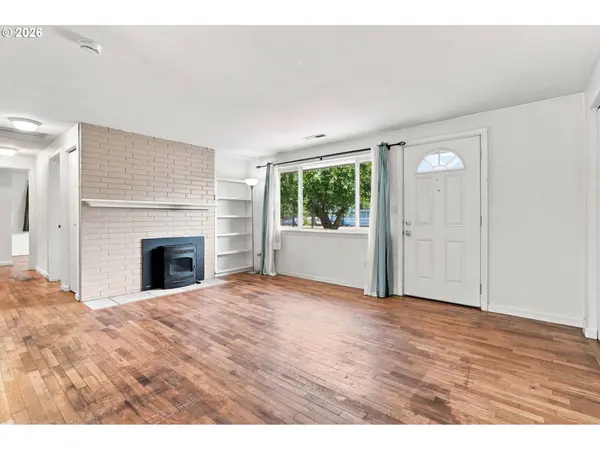 1219 PLEASANT ST, Springfield, OR 97477