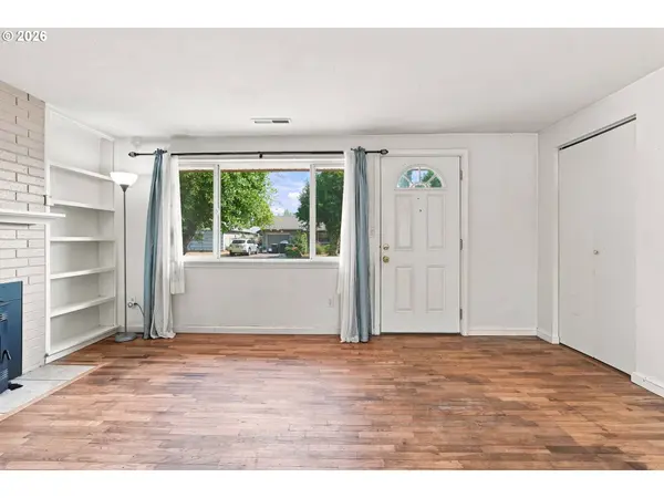 1219 PLEASANT ST, Springfield, OR 97477