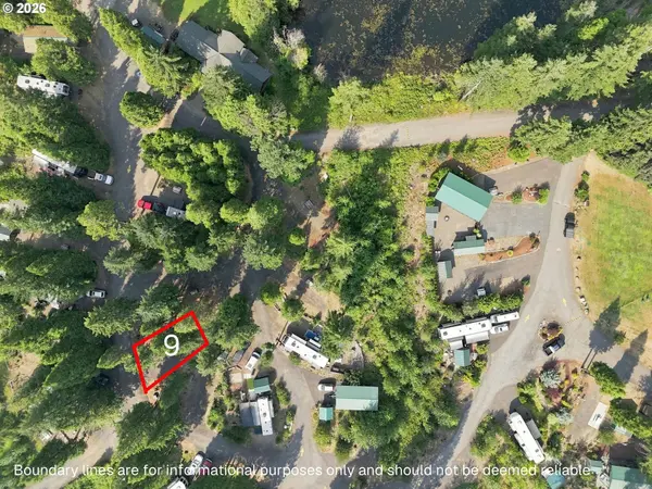 54432 MCKENZIE HWY #9, Blue River, OR 97413