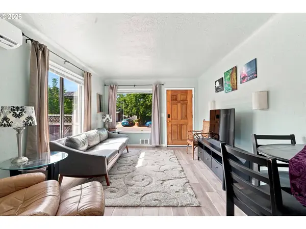 1572 W BROADWAY, Eugene, OR 97402