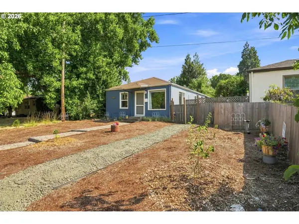 1572 W BROADWAY, Eugene, OR 97402