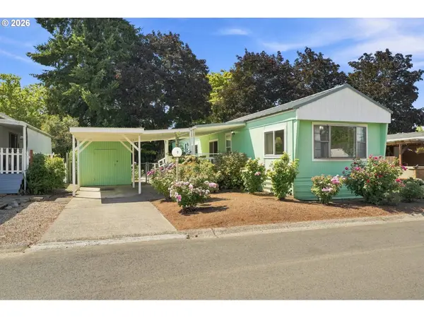 555 N DANEBO AVE #7, Eugene, OR 97402