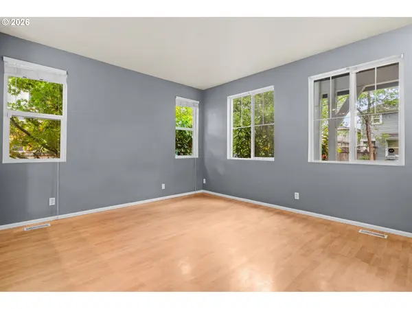 5268 WALES DR, Eugene, OR 97402