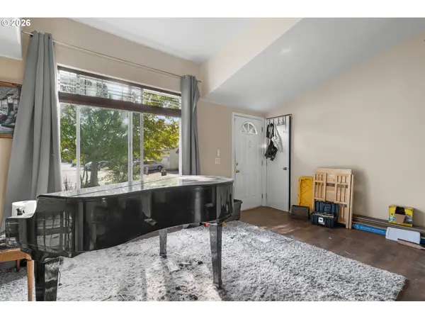 5367 OLYMPIC CIR, Eugene, OR 97402