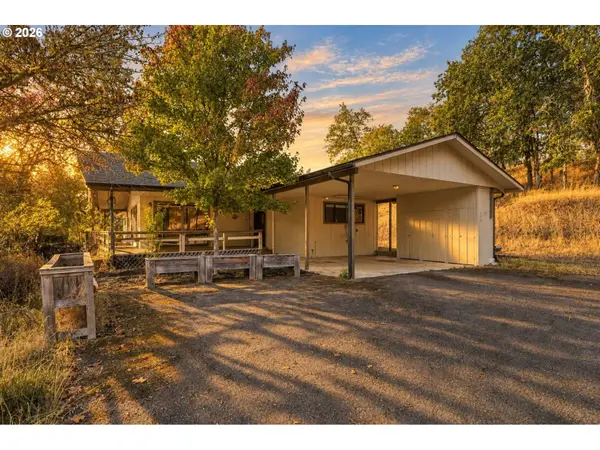 120 FOX LN